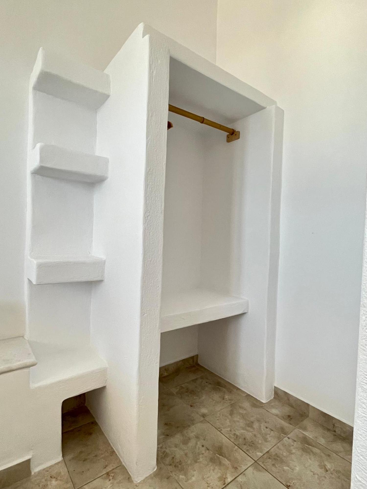 Restia Apartment Donoussa Bagian luar foto