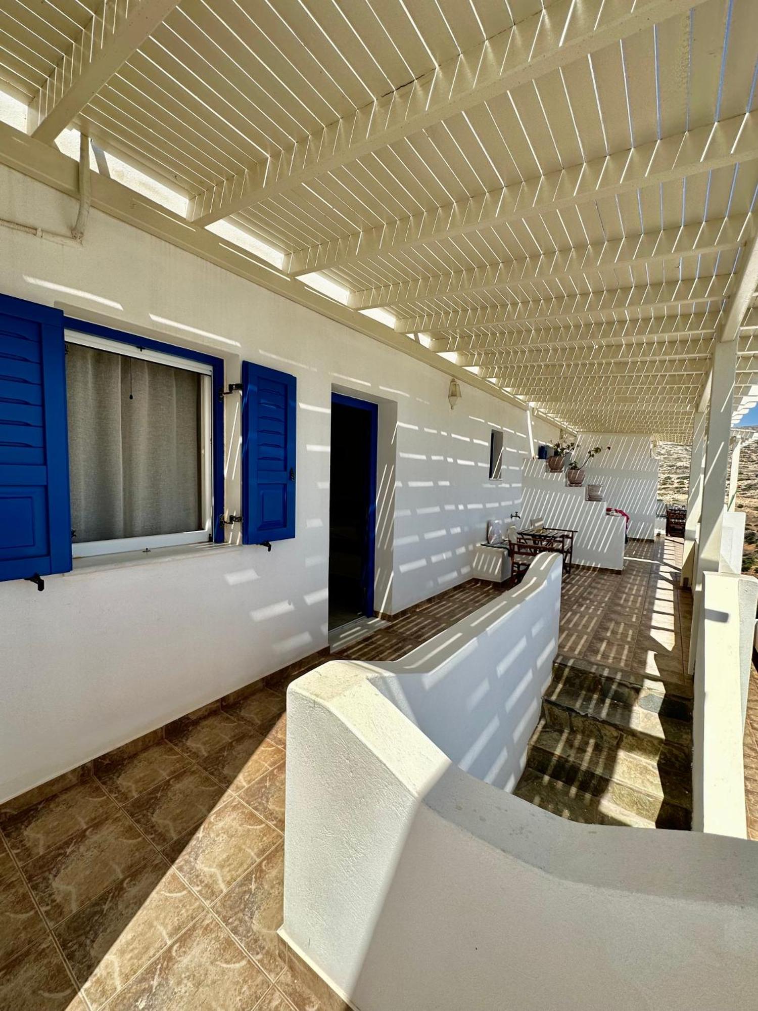 Restia Apartment Donoussa Bagian luar foto