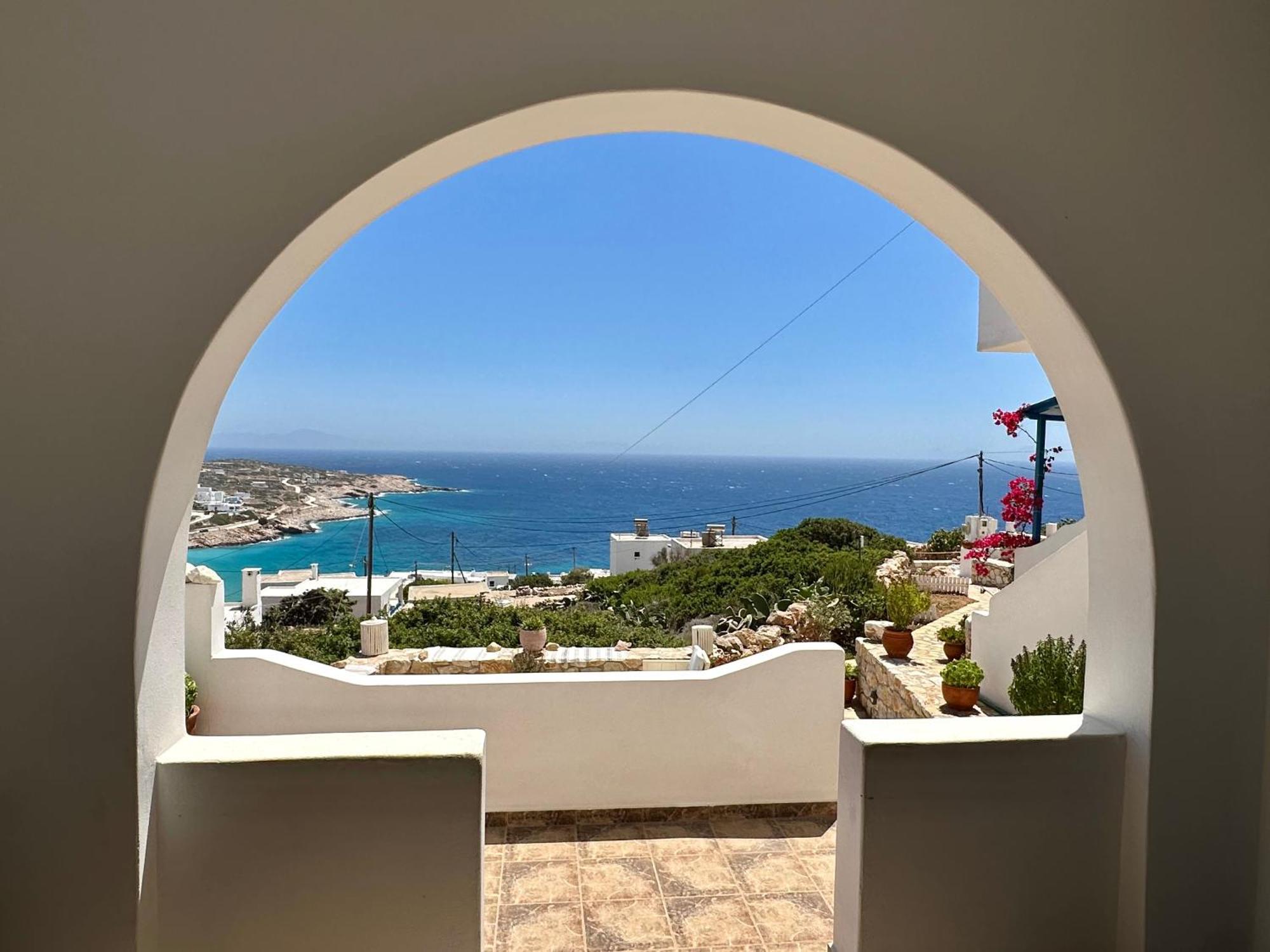 Restia Apartment Donoussa Bagian luar foto